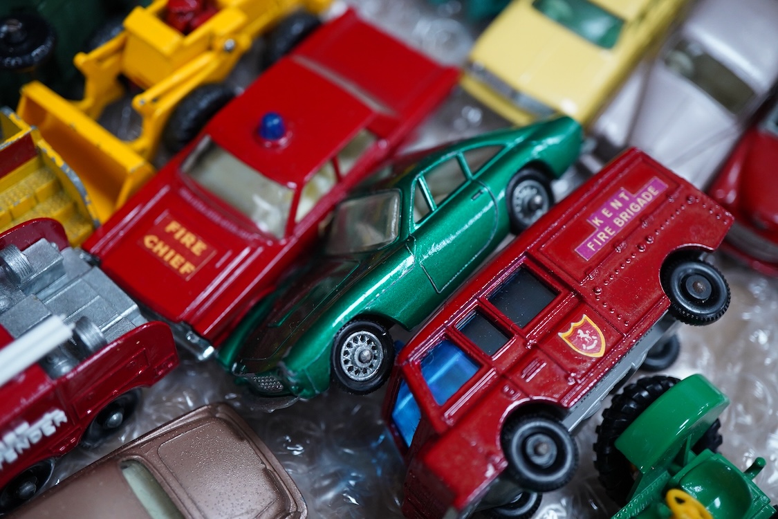 Eighty-eight 1960s/70s Matchbox Series 1-75 regular wheels vehicles including; cars, commercial vehicles, plant vehicles, racing cars, military vehicles, tractors, etc.